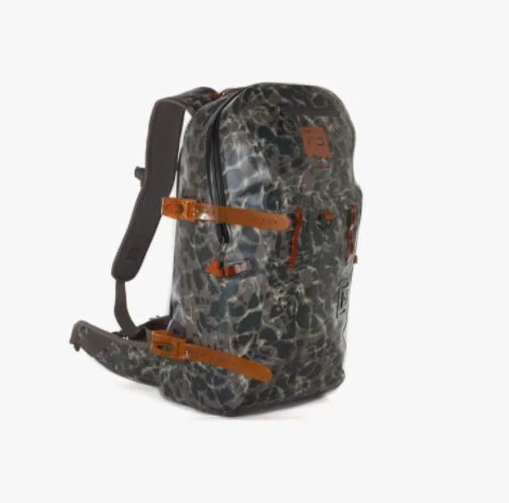 - Pregnant cat delivery room warming boxFishpond Thunderhead Submersible Backpack