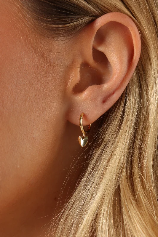 - Rabbit grass rack to prevent waste food boxFiorda Earrings - Gold
