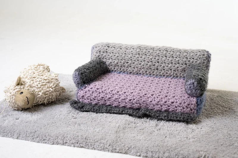 - Winter warm clothes for short-haired dogsKitty Loveseat (Crochet)