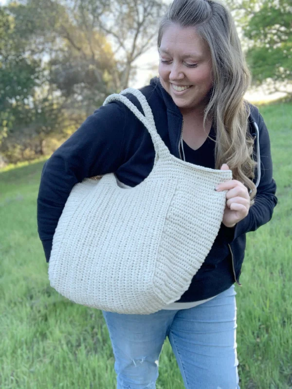 - Car dog seat beltCrochet Kit - The Truitt Tote