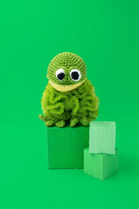 - Automatic induction pet water dispenserFrog Scrubby Buddy (Crochet)