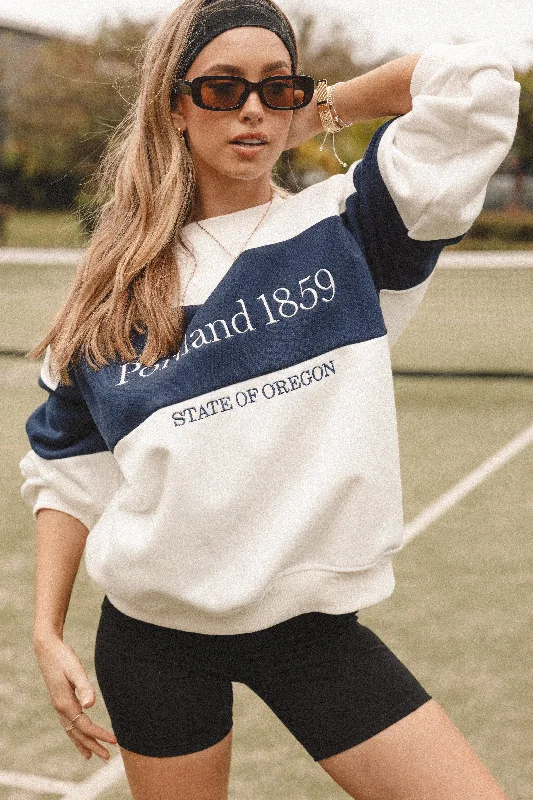  -Anti-scratch scratching board AND cat bed in onePortland Colorblock Oversized Sweatshirt - White Navy