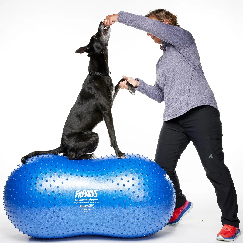- Pet stroller can be taken on the planeFitPaws Trax Large Peanut