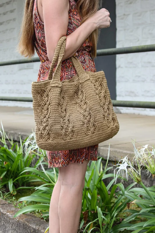 - Cat stress soothing sprayCrochet Kit - Cabled Tote Bag