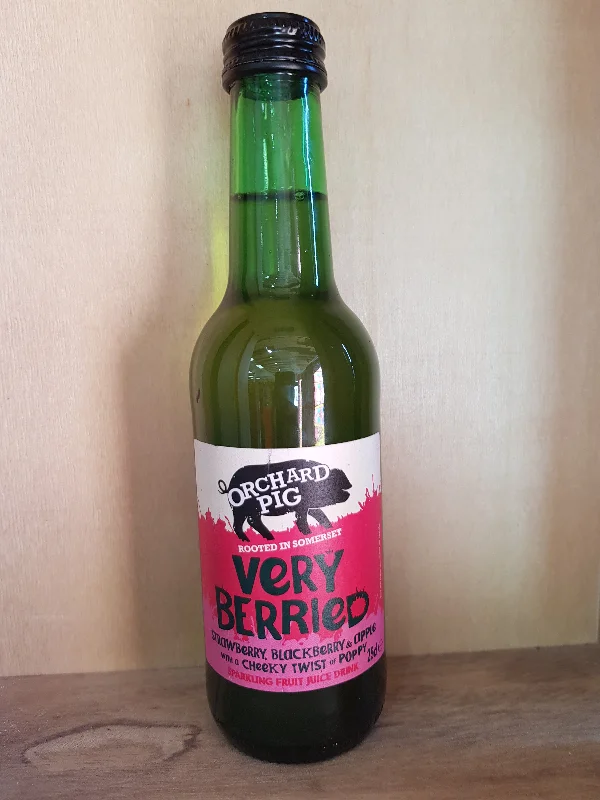 - Organic cotton dog bibsOrchard Pig Very Berried Strawberry, Blackberry & Apple Sparkling Fruit Juice 250ml - Organic cotton dog bibsOrchard Pig Very Berried Strawberry, Blackberry & Apple Sparkling Fruit Juice 250ml
