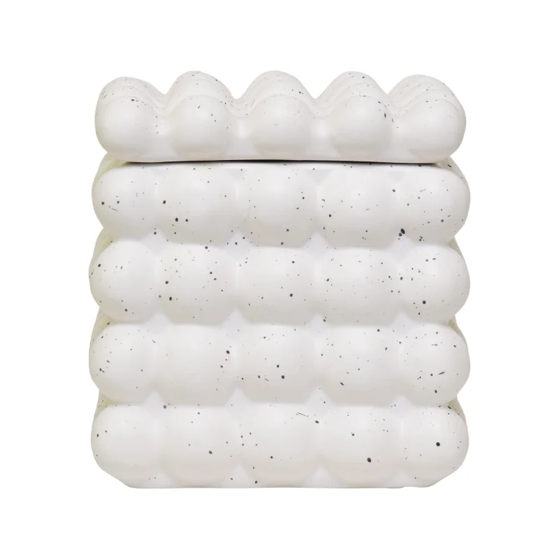 - Rabbit grass rack to prevent waste food boxLychee & Pomegranate
