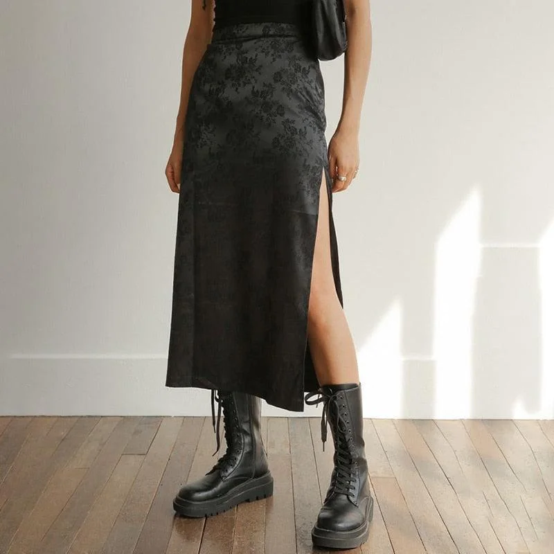 - Pet stroller can be taken on the planeDark Floral Side Slit Midi Skirt