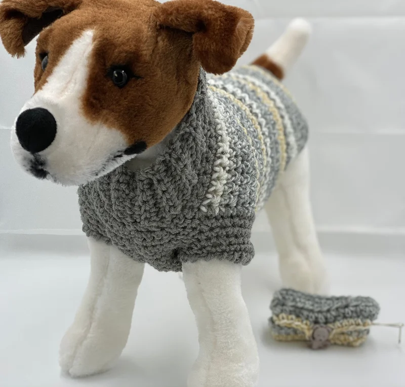 Pet walking leash setGray, Yellow and White Sweater with Matching Poo Bag Holder