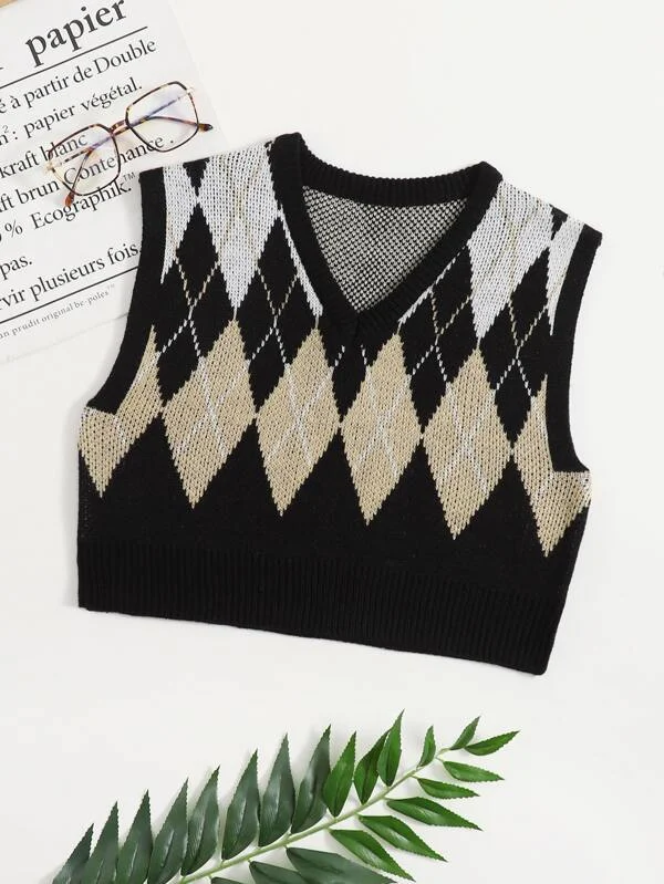 Argyle Pattern Crop Sweater Vest