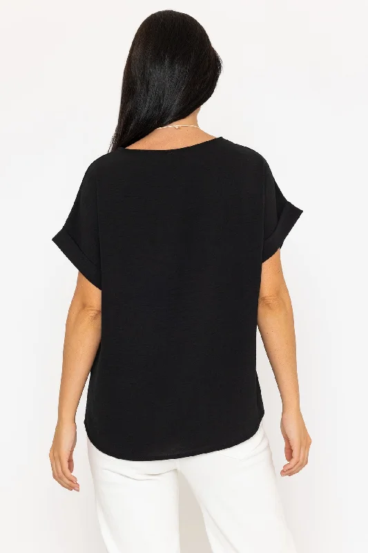 Black Crinkle T-Shirt with Necklace