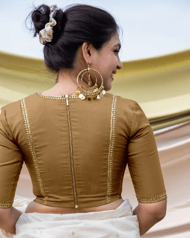 Zohra x Luxe | Gold Saree Blouse w/ FlexiFit™ Side Seam