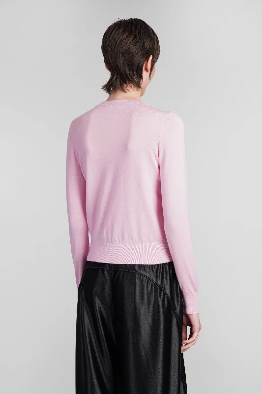 Knitwear in rose-pink wool