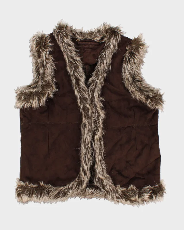 Fairweather Fleece Lined Faux Fur Detailed Vest - M