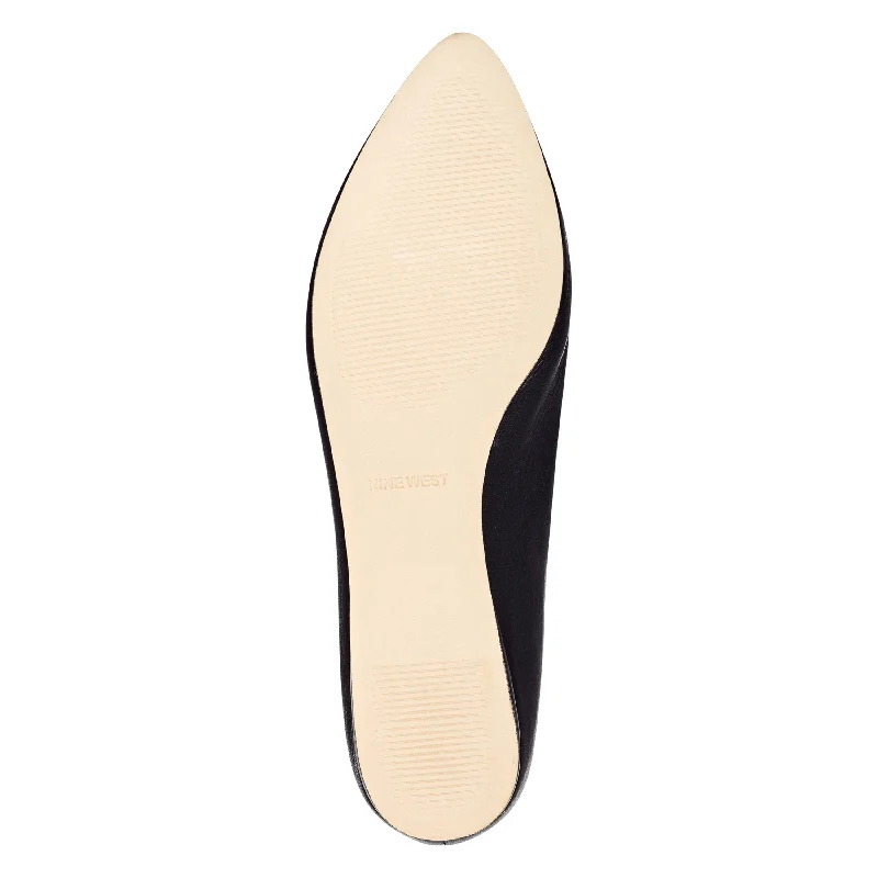 Speakup Almond Toe Flats